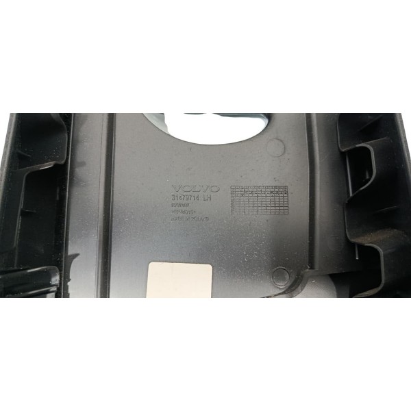 Acabamento Coluna Posterior Esquerda Volvo Xc40 2018 2.0 - Preto