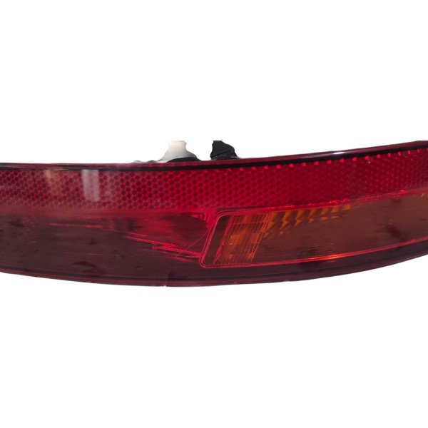 Refletor Parachoque Traseiro Audi Q3 2018 (detalhe) Vermelho