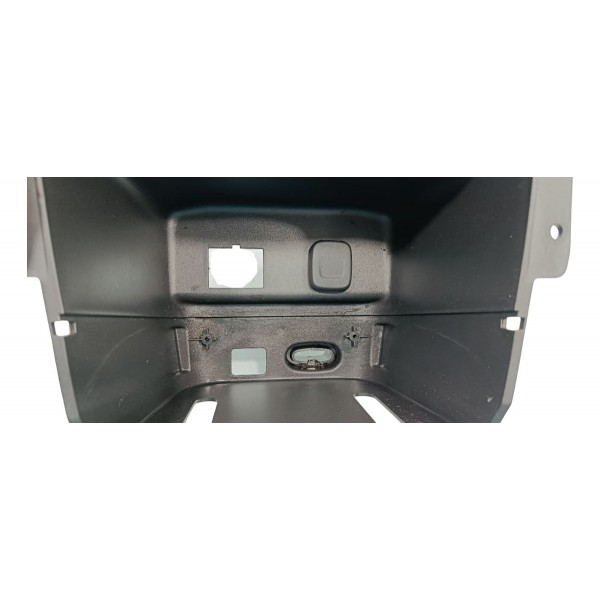 Porta Objetos Tomada 12v Chevrolet Tracker 2018 Preto