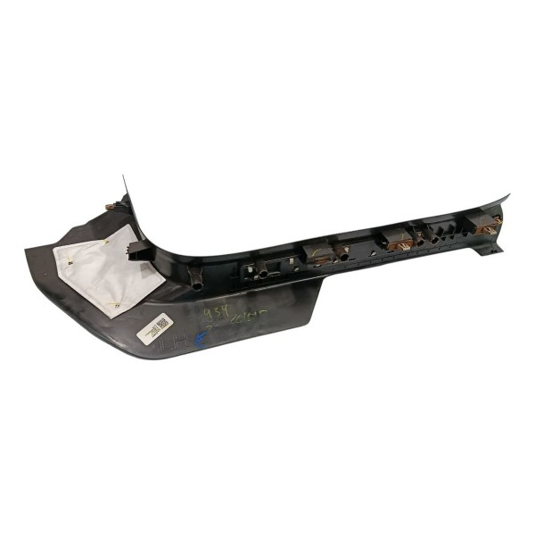 Soleira Porta Dianteira Esquerda Chevrolet Equinox 2018 Preto