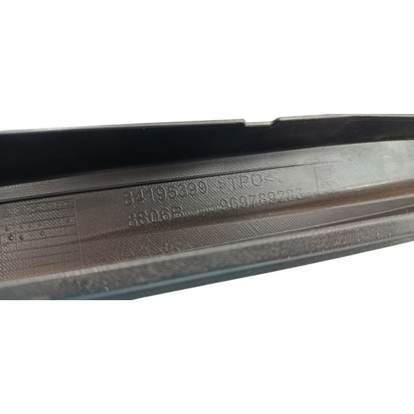 Moldura Interna Porta Dianteira Dir. Chevrolet Equinox 2018 Preto