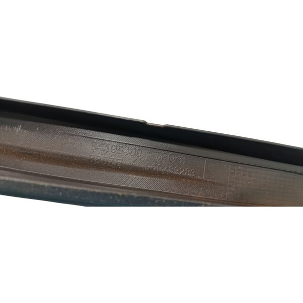 Moldura Interna Porta Dianteira Esq. Chevrolet Equinox 2018 Preto