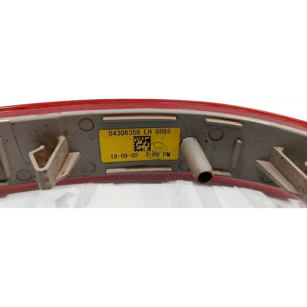 Olho De Gato Parachoque Traseiro Esq. Chevrolet Equinox 2018 Vermelho