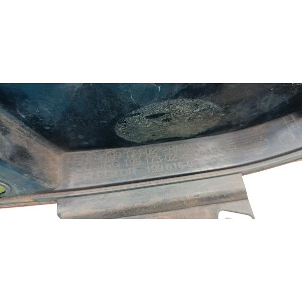 Olho De Gato Traseiro Dir. Land Rover Discovery Sport 2018 Vermelho