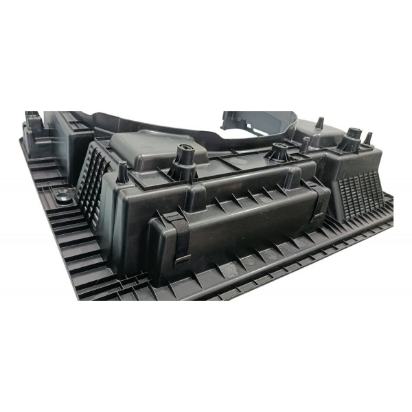 Acabamento Porta Malas Chevrolet Equinox 2018 Preto