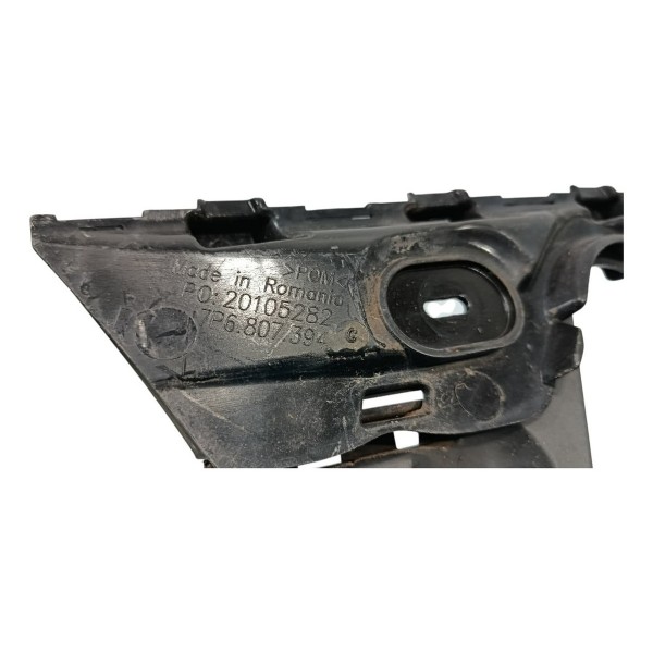 Guia Parachoque Traseiro Direito Volkswagen Touareg 2014