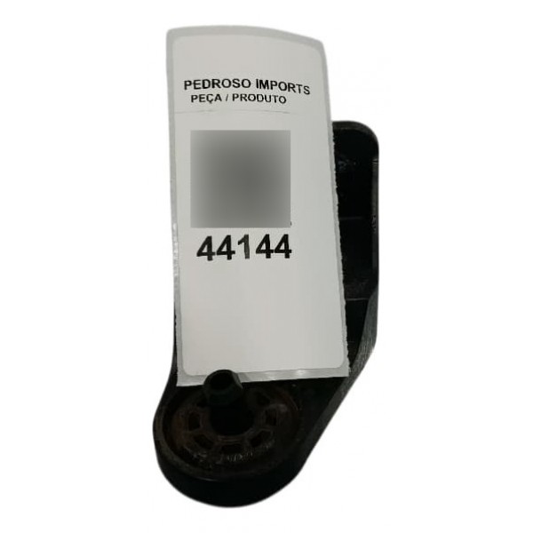 Suporte Direito Radiador Chevrolet Equinox 2018 Preto