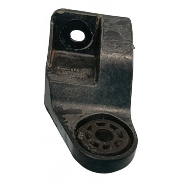 Suporte Esquerdo Radiador Chevrolet Equinox 2018 Preto