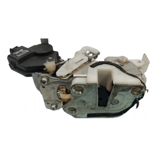 Fechadura Porta Traseira Direita Mitsubishi Tr4 2010