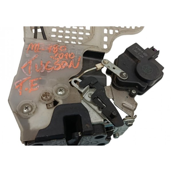 Fechadura Porta Traseira Esquerda Hyundai Tucson 2010