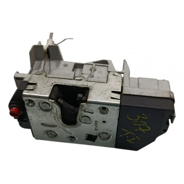 Fechadura Traseira Esquerda Peugeot 307 2009