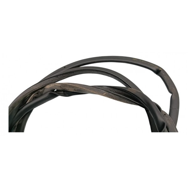 Borracha Porta Dianteira Esq Range Rover Sport 3.0 D350 2024