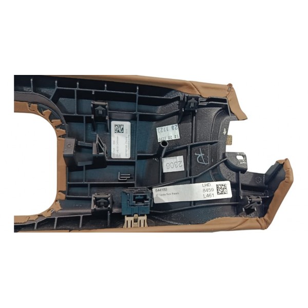 Moldura Multimidia Range Rover Sport 3.0 D350 2024 Marrom-claro