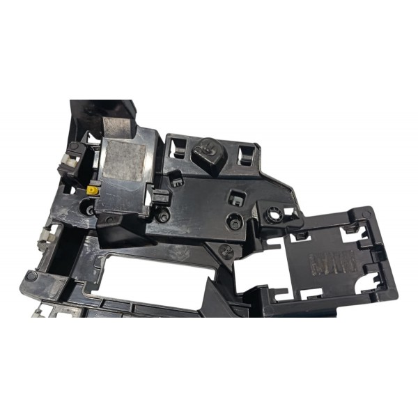 Guia Parachoque Traseiro Esq Range Rover Sport 3.0 D350 2024