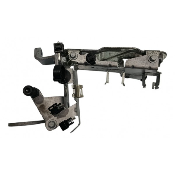 Suporte Caixa Filtro De Ar Mercedes C180 2017