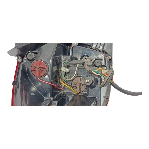 Lanterna Traseira Lado Direito Chery Tiggo 2 2019 Direito/passageiro Vermelho