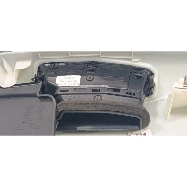 Acabamento Coluna Superior C/difusor Ld Esq Volvo S60 2020