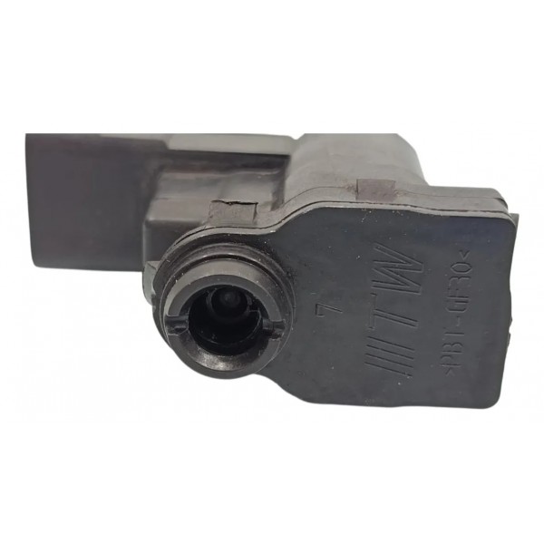 Atuador Motor Portinhola Do Tanque Volvo S60 Híbrido 2020