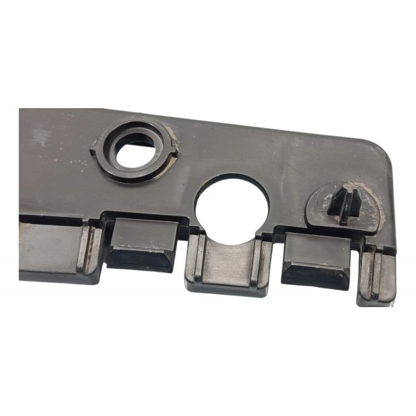 Suporte Spoiler Dianteiro Direito Volvo S60 Híbrido 2020 Preto