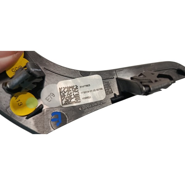 Moldura Friso Acabamento Painel Instrumentos Volvo S60 2019 Preto