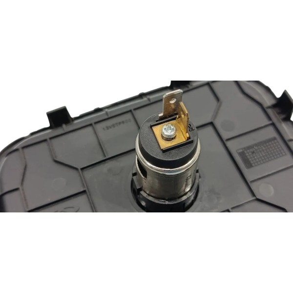 Tomada 12v Chery Tiggo 8 2021 T113730010ca