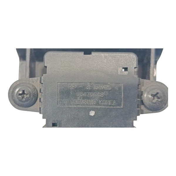 Sensor De Temperatura Ar Gm Chevrolet Captiva 2012 96476048 Preto