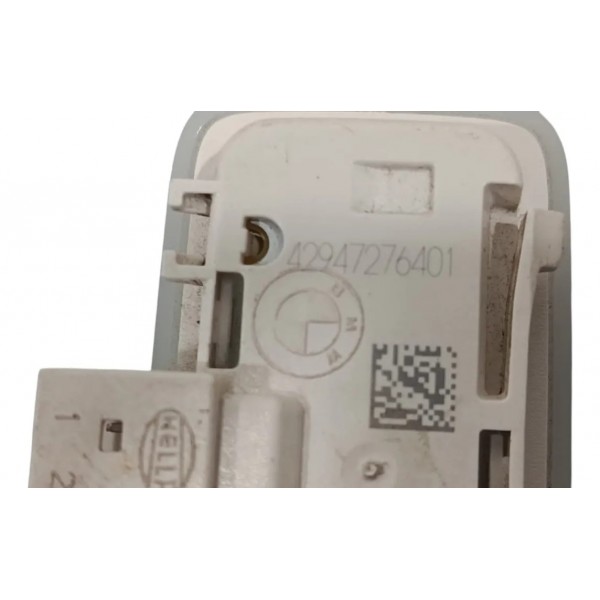 Luz Cortesia De Quebra Sol Bmw G20 320i 2021 01352801