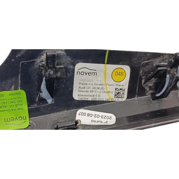 Friso Acabamento Direito Do Painel Audi Q5 2.0 Híbrido 2023 Preto