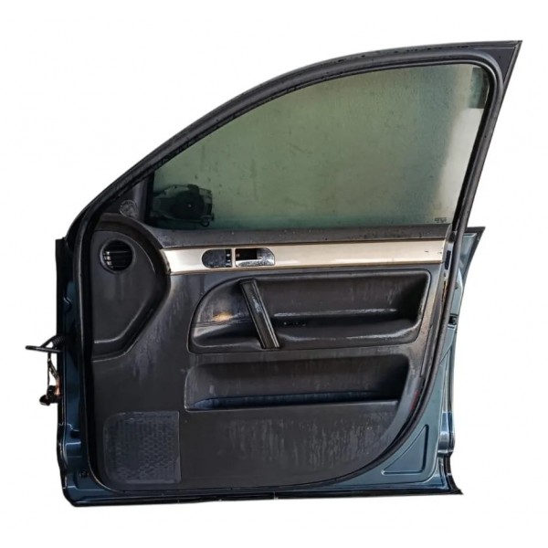 Porta Dianteira Direita Touareg 2006 (avaria) Dianteira Direita Preto