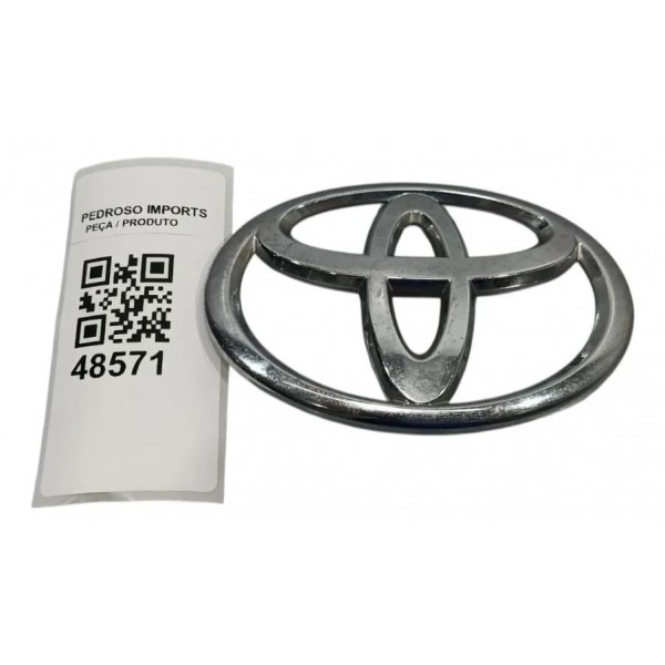 Emblema Logo Toyota Corolla Cross Hybrid 2024 Prateado
