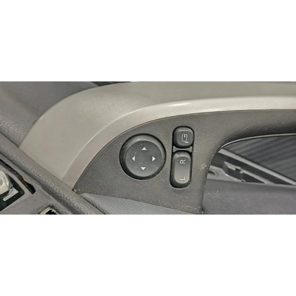 Forro De Porta Dianteira Esquerda Eclipse Cross 1.5 4x2 2025