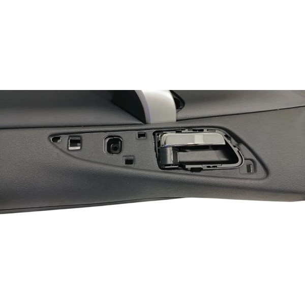 Forro De Porta Dianteira Direita Eclipse Cross 1.5 4x2 2025