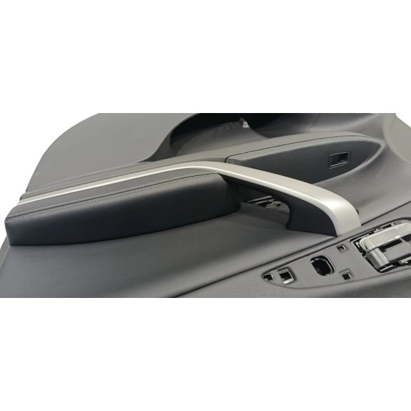 Forro De Porta Dianteira Direita Eclipse Cross 1.5 4x2 2025