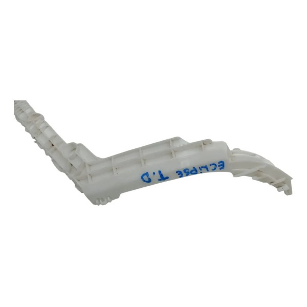 Guia Parachoque Traseiro Direito Eclipse Cross 1.5 4x2 2025