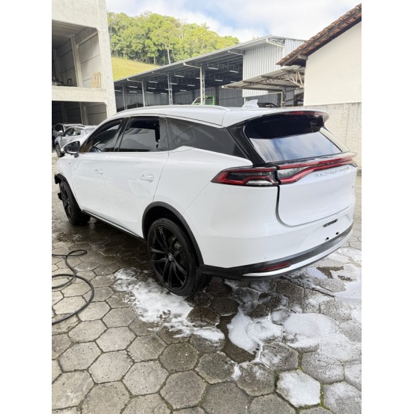 SUCATA BYD TAN AWD GS