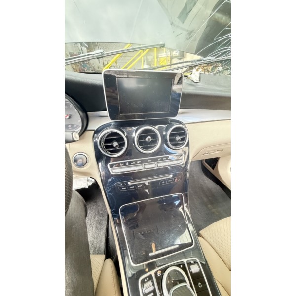 SUCATA GLC 250 4MATIC