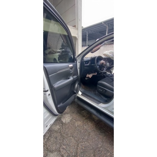 SUCATA TOYOTA HILUX SW4 GRS A4MD