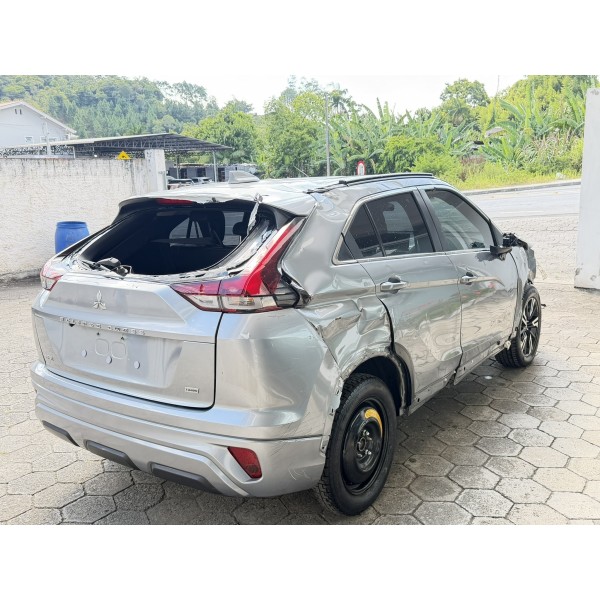 SUCATA Mitsubishi Eclipse Cross HPE