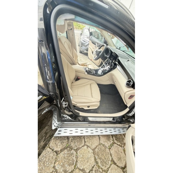 SUCATA GLC 250 4MATIC