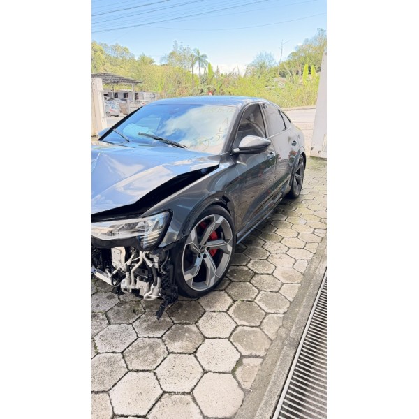 SUCATA AUDI SQ8 SB E TRON