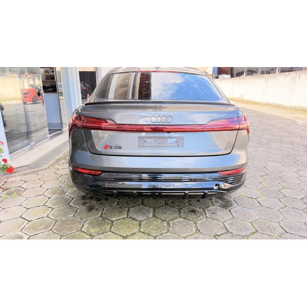 SUCATA AUDI SQ8 SB E TRON
