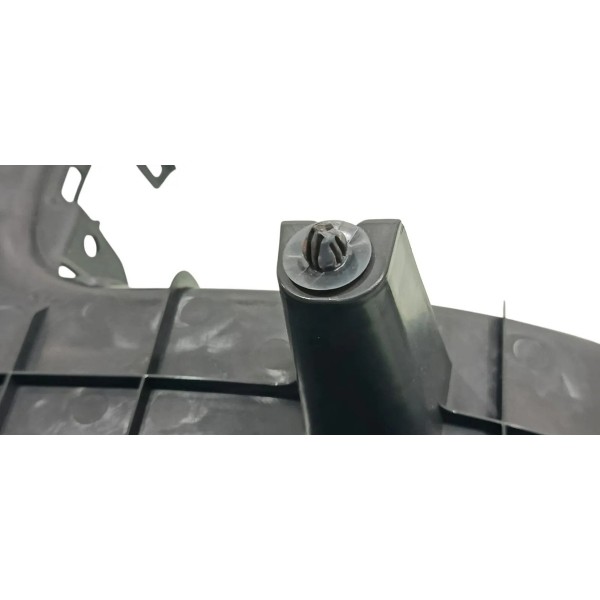 Soleira Porta Traseira Direita Eclipse Cross 1.5 4x2 2025 Preto