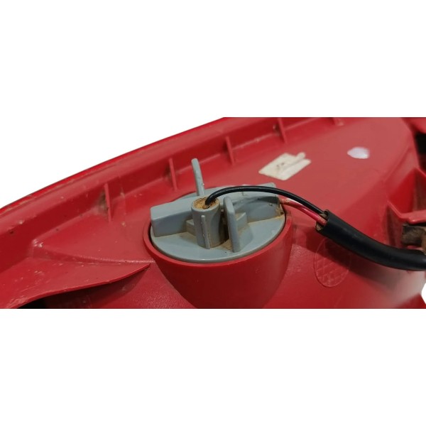 Lanterna Neblina Parachoque Tras Esquerdo Chery Tiggo 7 2024 Esquerdo/motorista Vermelho