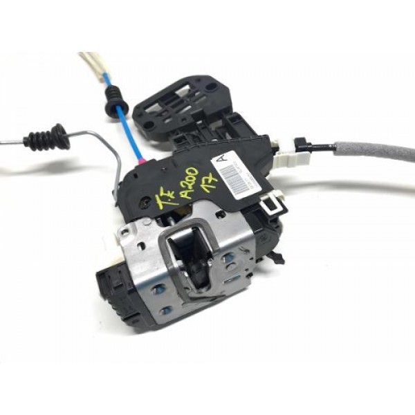 Fechadura Traseira Esquerda Mercedes-benz A200 2017