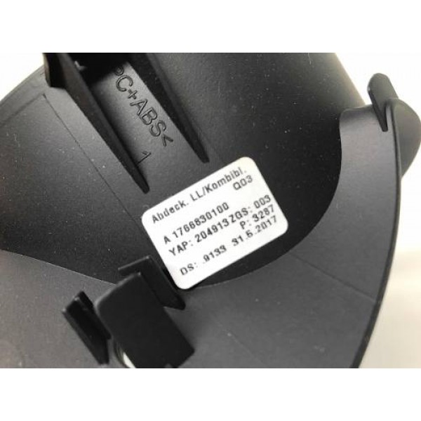 Moldura Painel De Instrumentos Mercedes-benz A200 2017