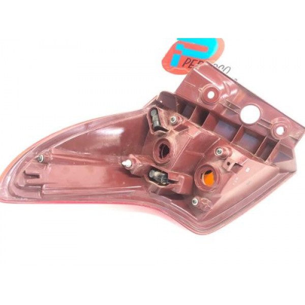 Sinaleira Traseira Direita Toyota Rav4 2015