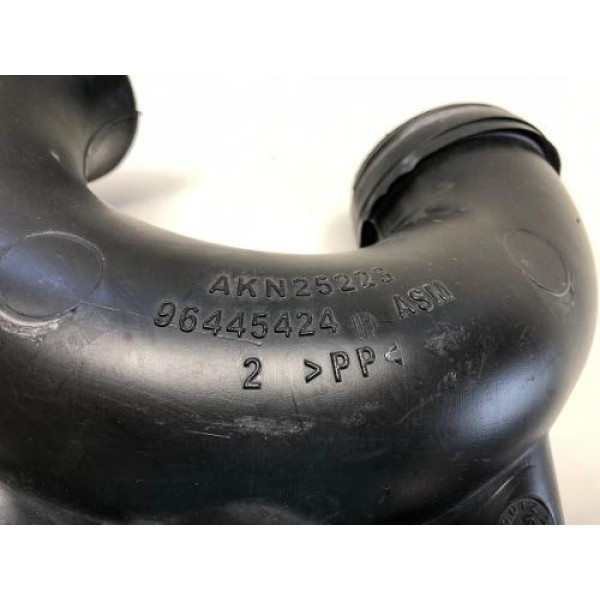 Tomada De Ar Motor Chevrolet Captiva 2.4 2012 96445424