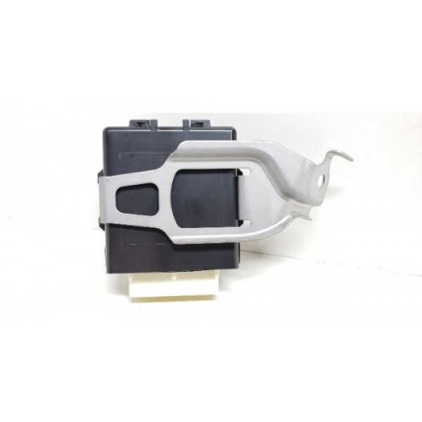 Relê Limpador Parabrisa Toyota Prius Híbrido 1.8 2016  - Preto