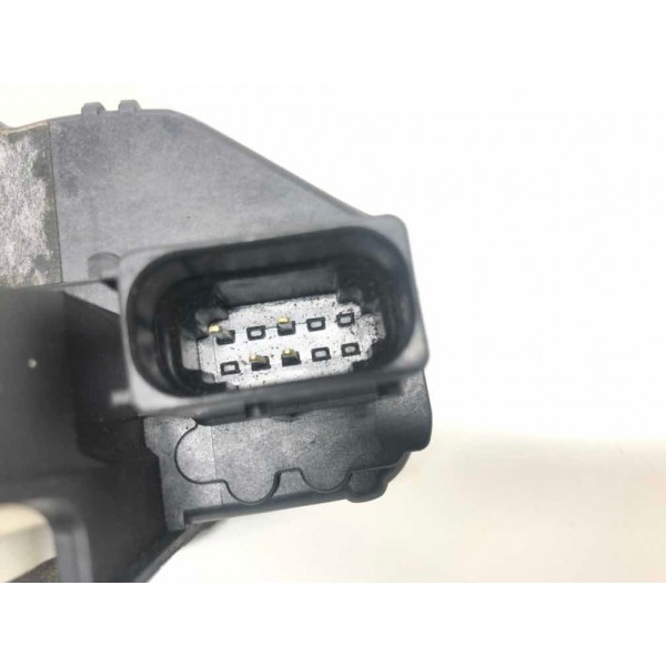 Fechadura Dianteira Direita Chevrolet Tracker 2014