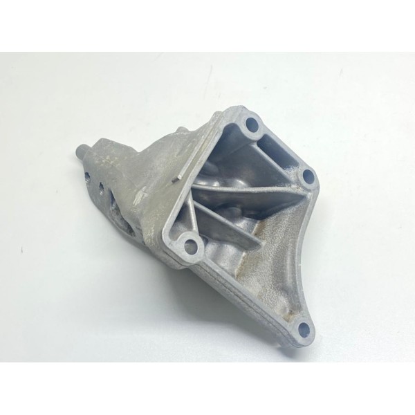 Suporte Motor Direito Mercedes-benz Amg 63 5.5 V8 2015 